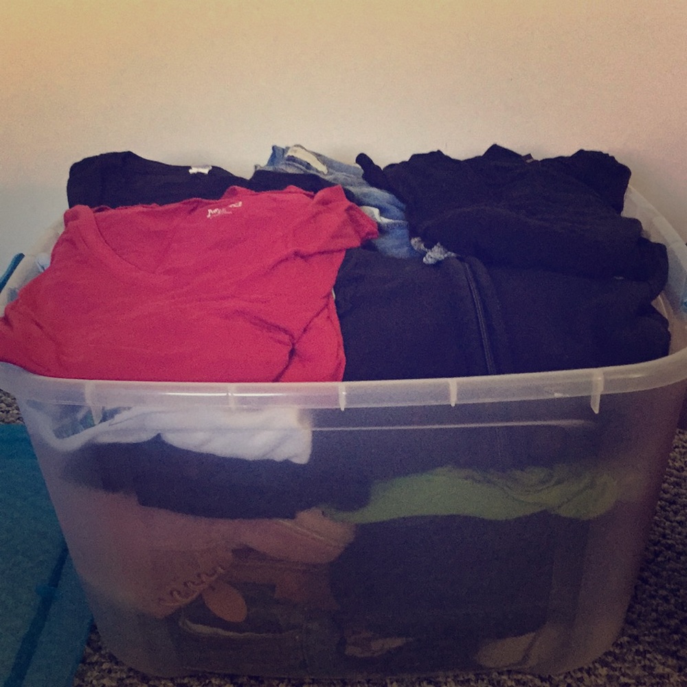 One last share before I donate!! Women’s clothing